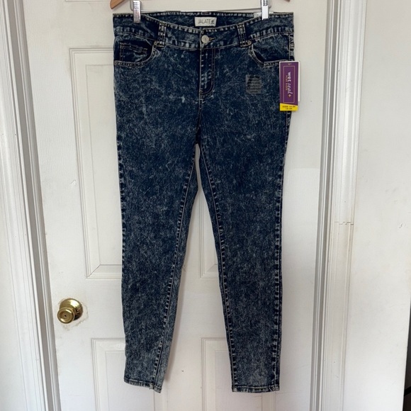 Wet Seal Jalate Acid Wash Jeans - Picture 1 of 5